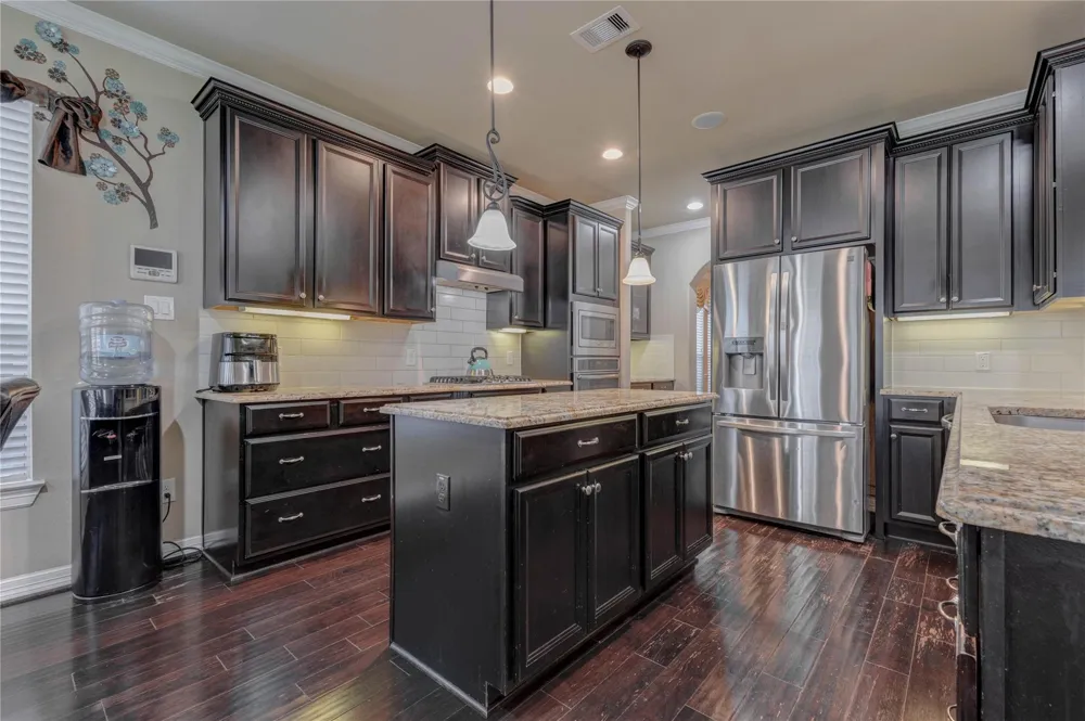 27810 Yorkshire Brook Lane Fulshear, TX 77441