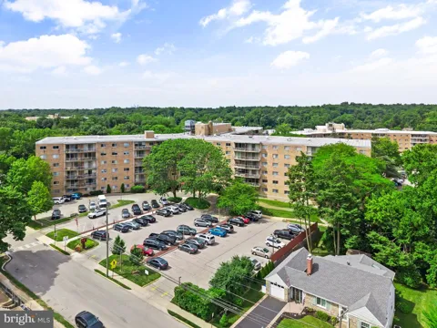 309 FLORENCE AVENUE #205-N