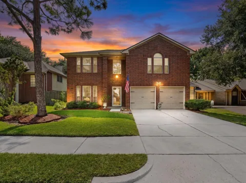 1118 Wentworth Drive