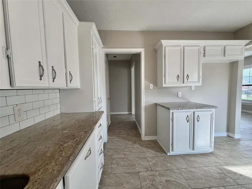 1214 W 5th Street Freeport, TX 77541