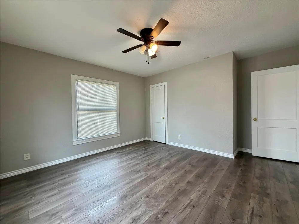 1214 W 5th Street Freeport, TX 77541