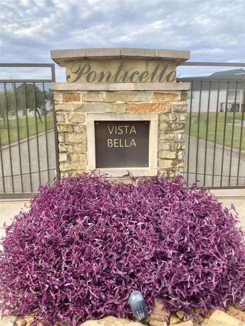 710 Vista Bella