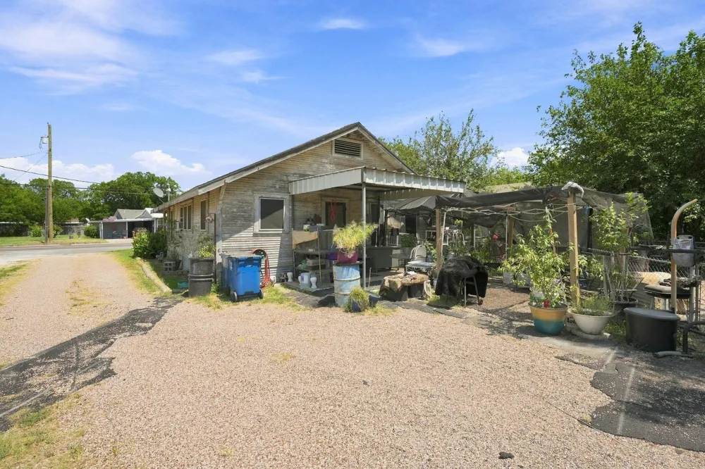 403 Hill Street Itasca, TX 76055