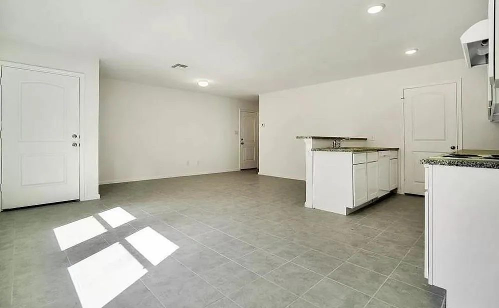 26688 Pools Creek Drive Huntsville, TX 77320