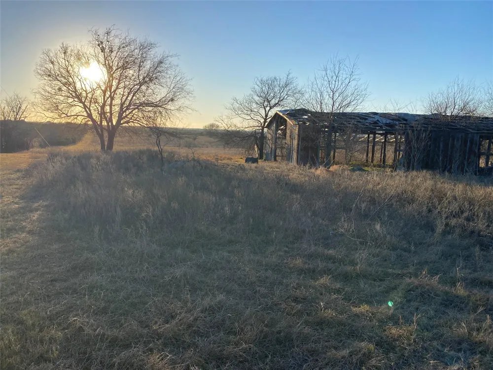 9925 County Road 539 Hico, TX 76457