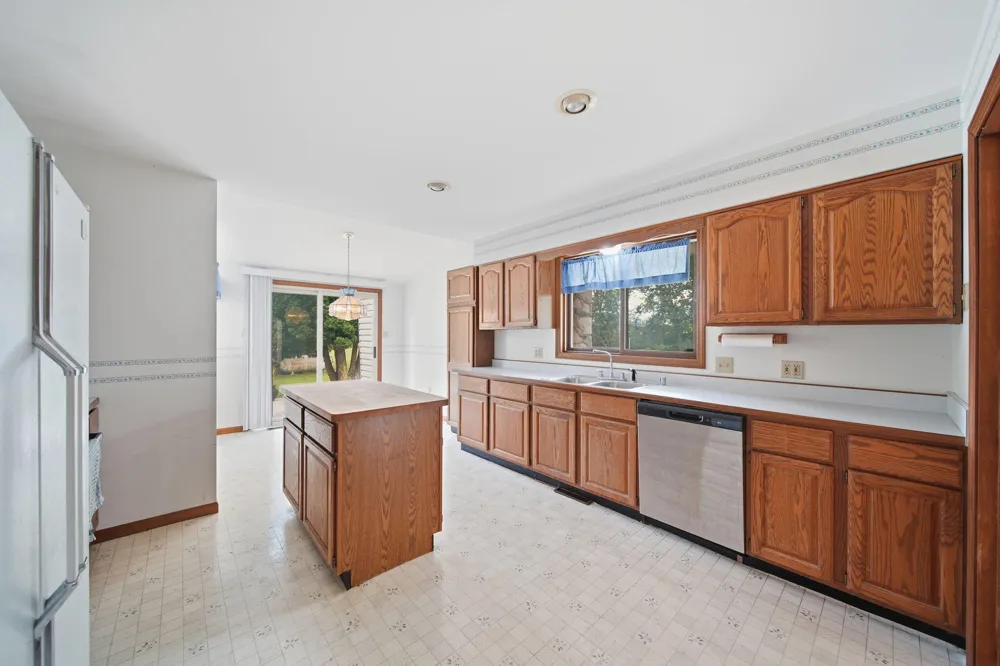 13142 Taylor Road Brooklyn, MI 49230