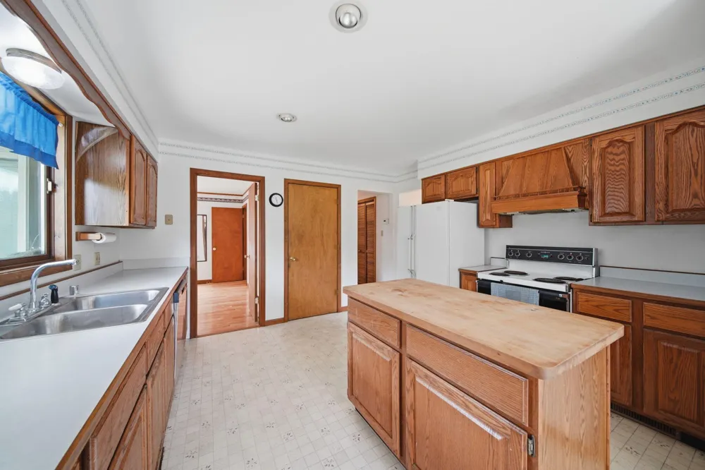 13142 Taylor Road Brooklyn, MI 49230