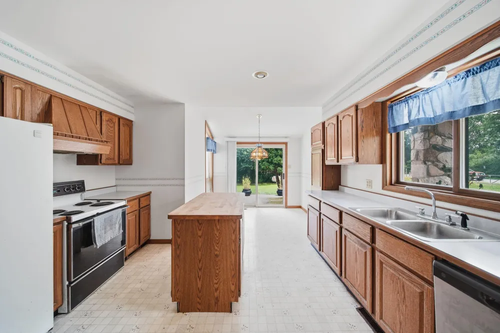 13142 Taylor Road Brooklyn, MI 49230