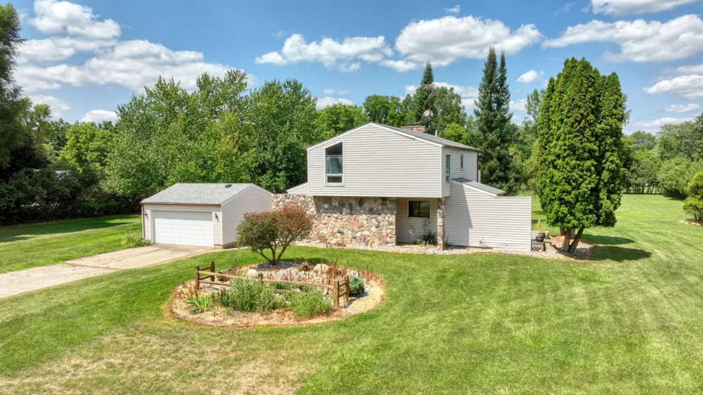 13142 Taylor Road Brooklyn, MI 49230