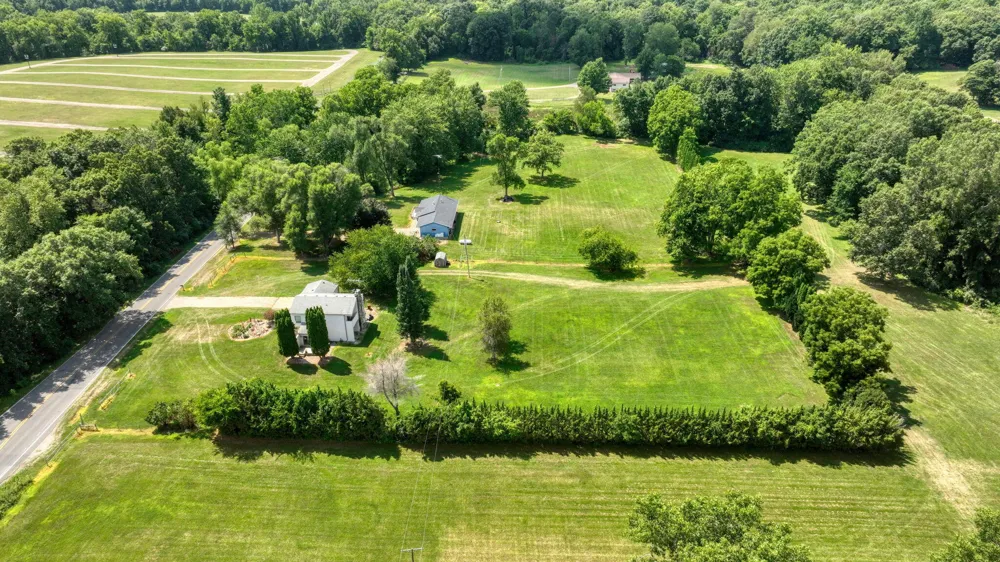 13142 Taylor Road Brooklyn, MI 49230