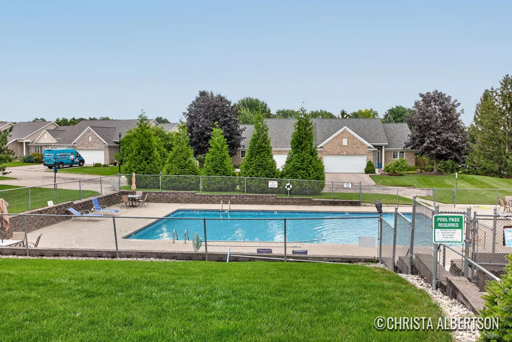 2555 Gracepoint Court SE #40 Caledonia, MI 49316