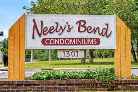 1301 Neelys Bend Rd #6