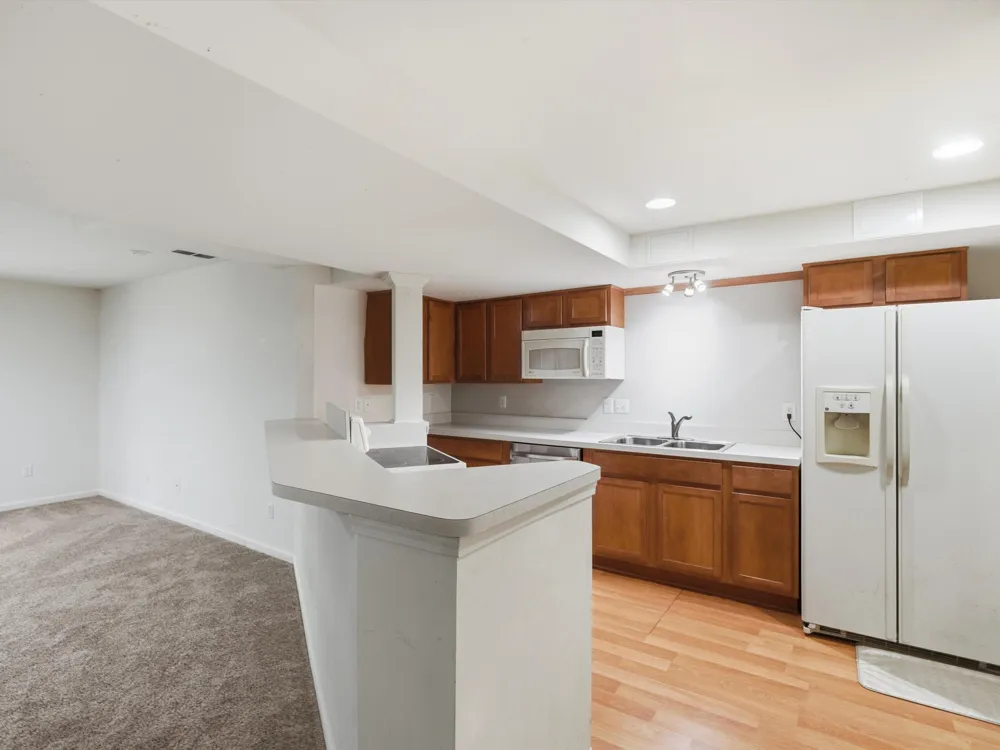 5220 Huron Hills Drive Commerce, MI 48382