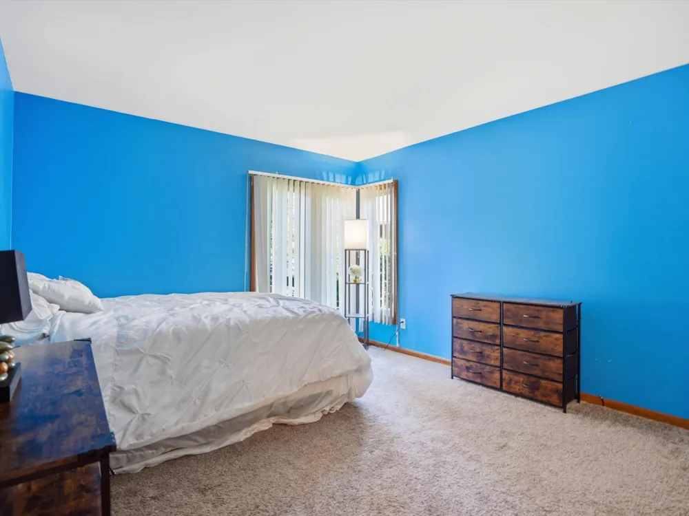 5220 Huron Hills Drive Commerce, MI 48382