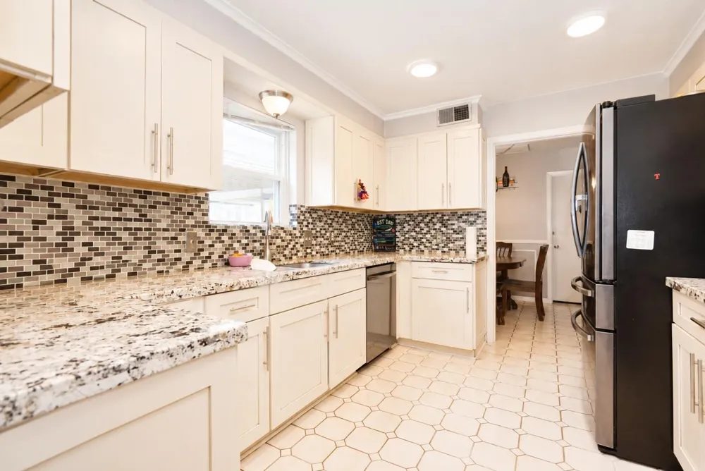 7718 Hiawatha Drive Houston, TX 77036