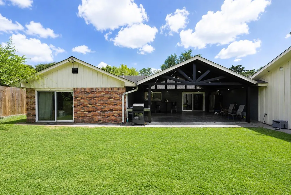 7718 Hiawatha Drive Houston, TX 77036
