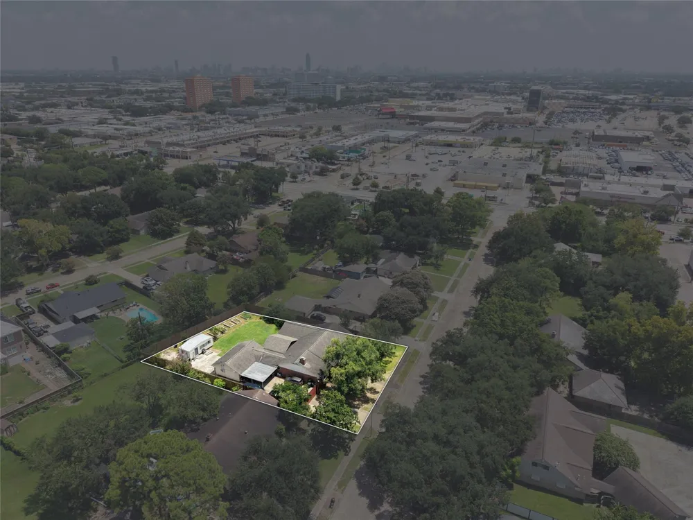 7718 Hiawatha Drive Houston, TX 77036