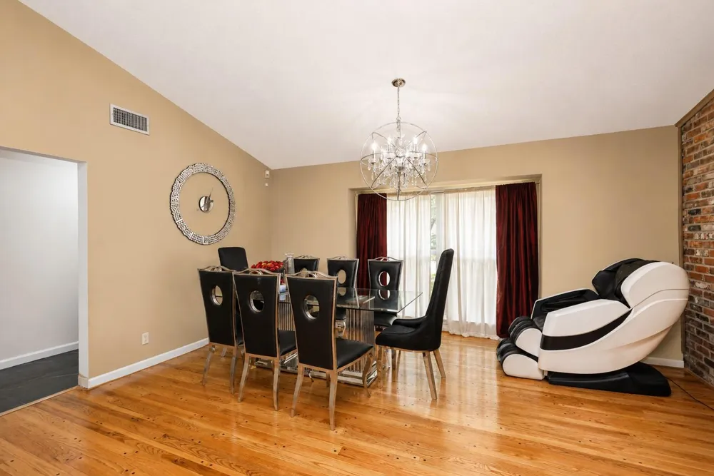 7718 Hiawatha Drive Houston, TX 77036