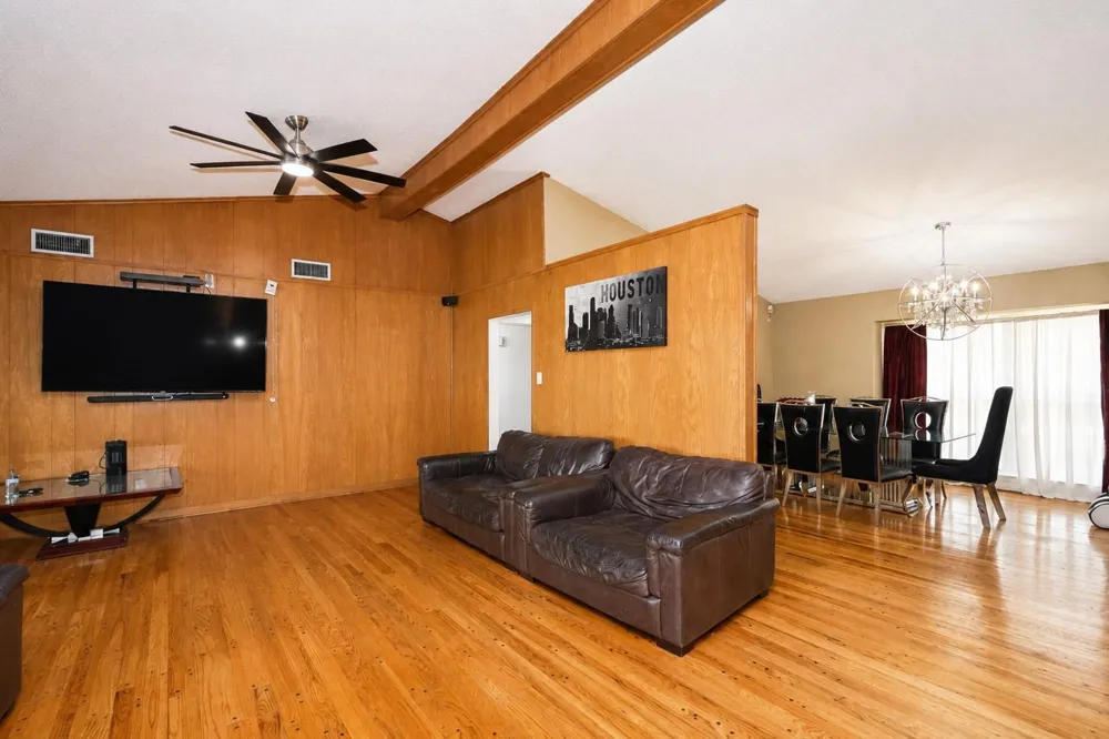 7718 Hiawatha Drive Houston, TX 77036