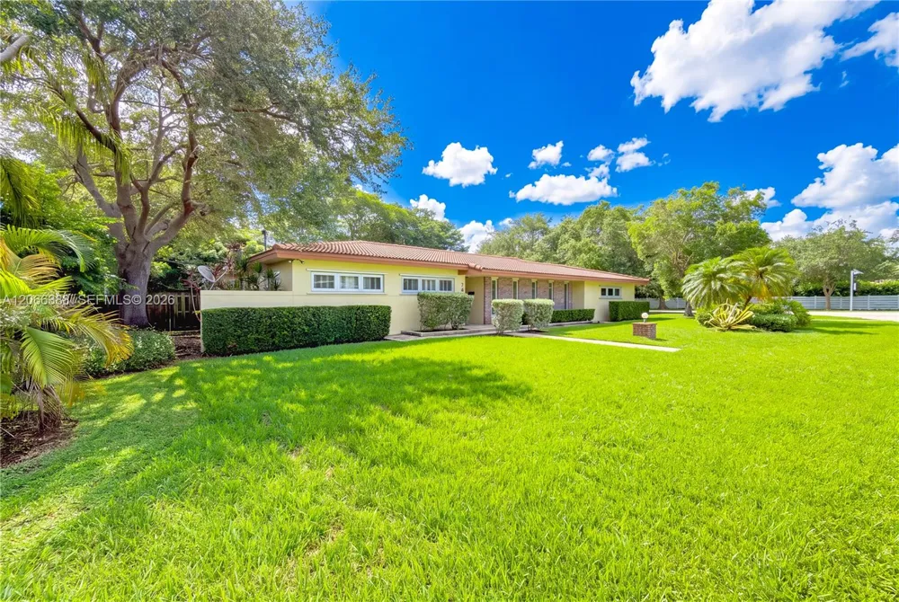 14311 SW 74th Ct Palmetto Bay, FL 33158
