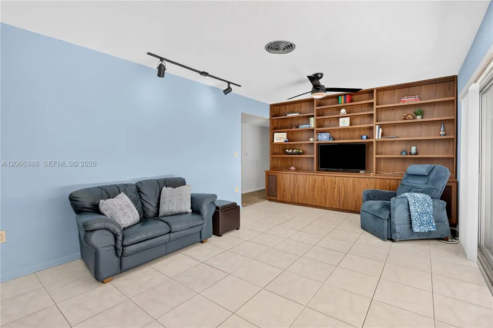 14311 SW 74th Ct Palmetto Bay, FL 33158