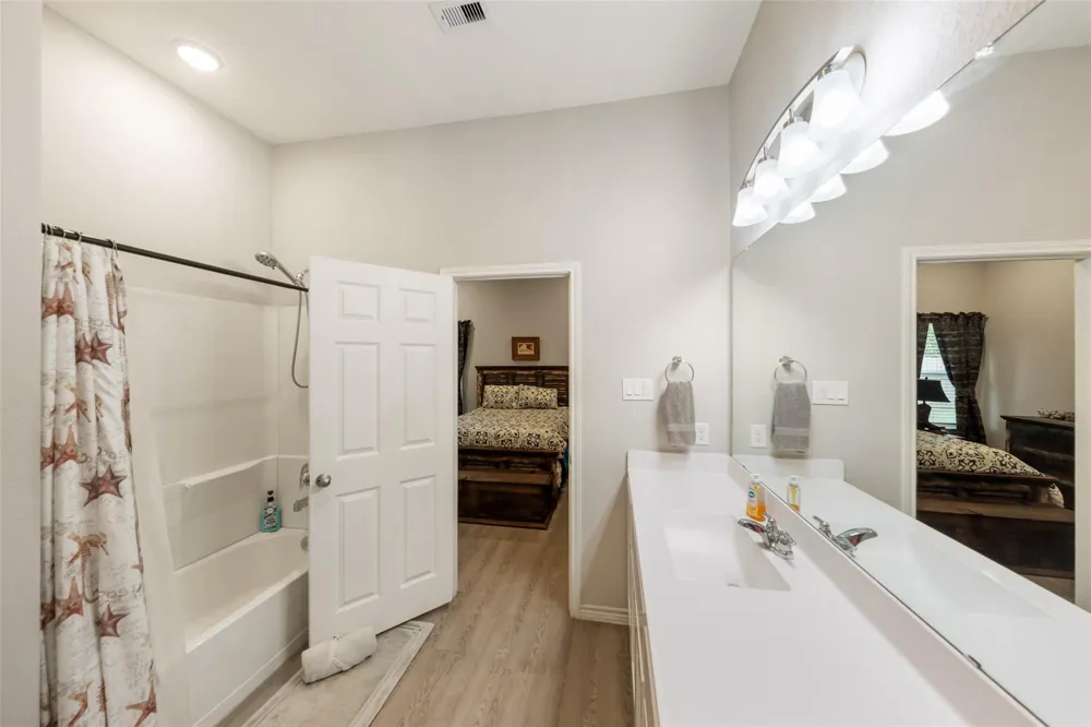 306 Helen Street Cleveland, TX 77328