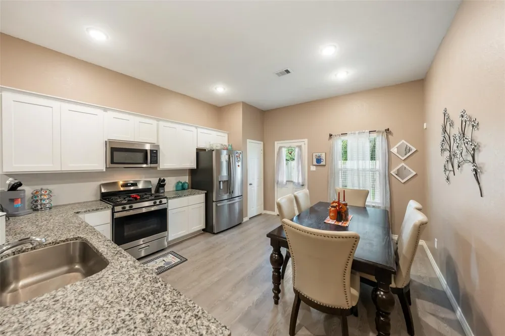 306 Helen Street Cleveland, TX 77328