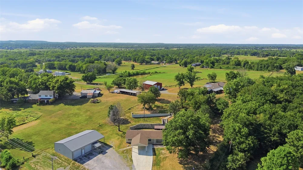 2540 E Davis Field Road Muskogee, OK 74403