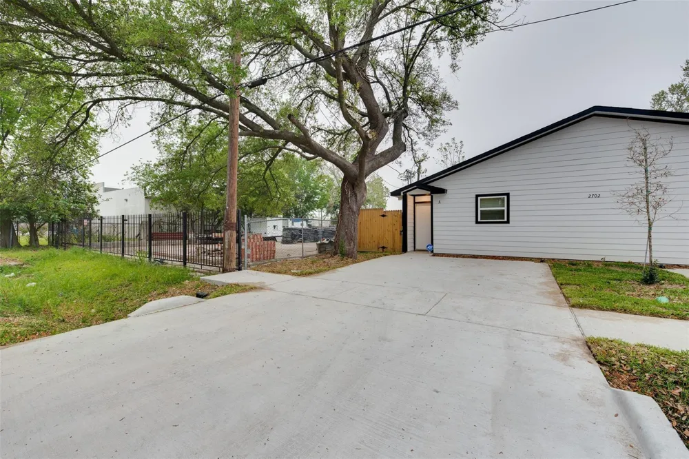 2702 Reid Street #A Houston, TX 77026