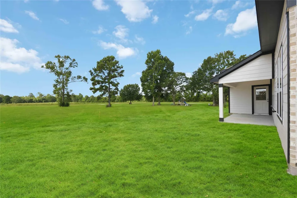 681 Barton Place Drive Tarkington, TX 77327