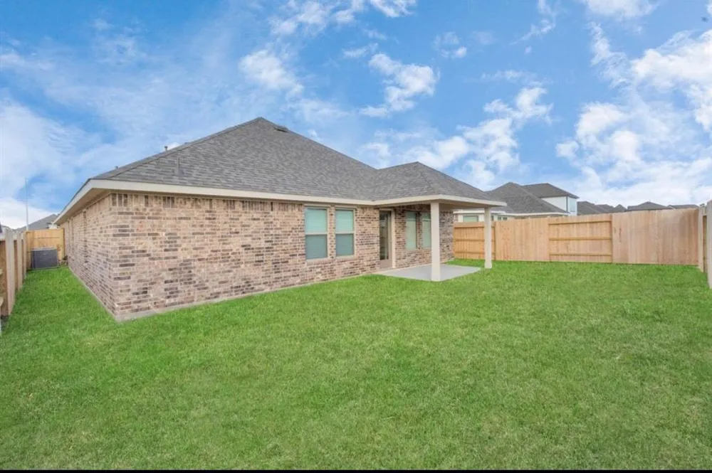 2627 Border Cove Circle Fresno, TX 77545