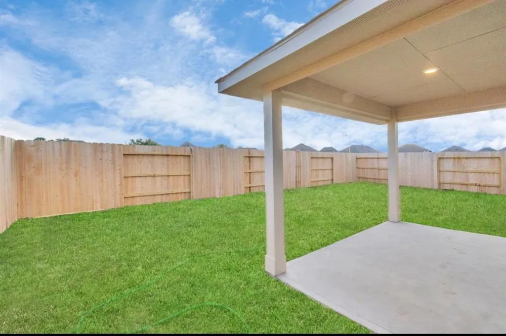 2627 Border Cove Circle Fresno, TX 77545