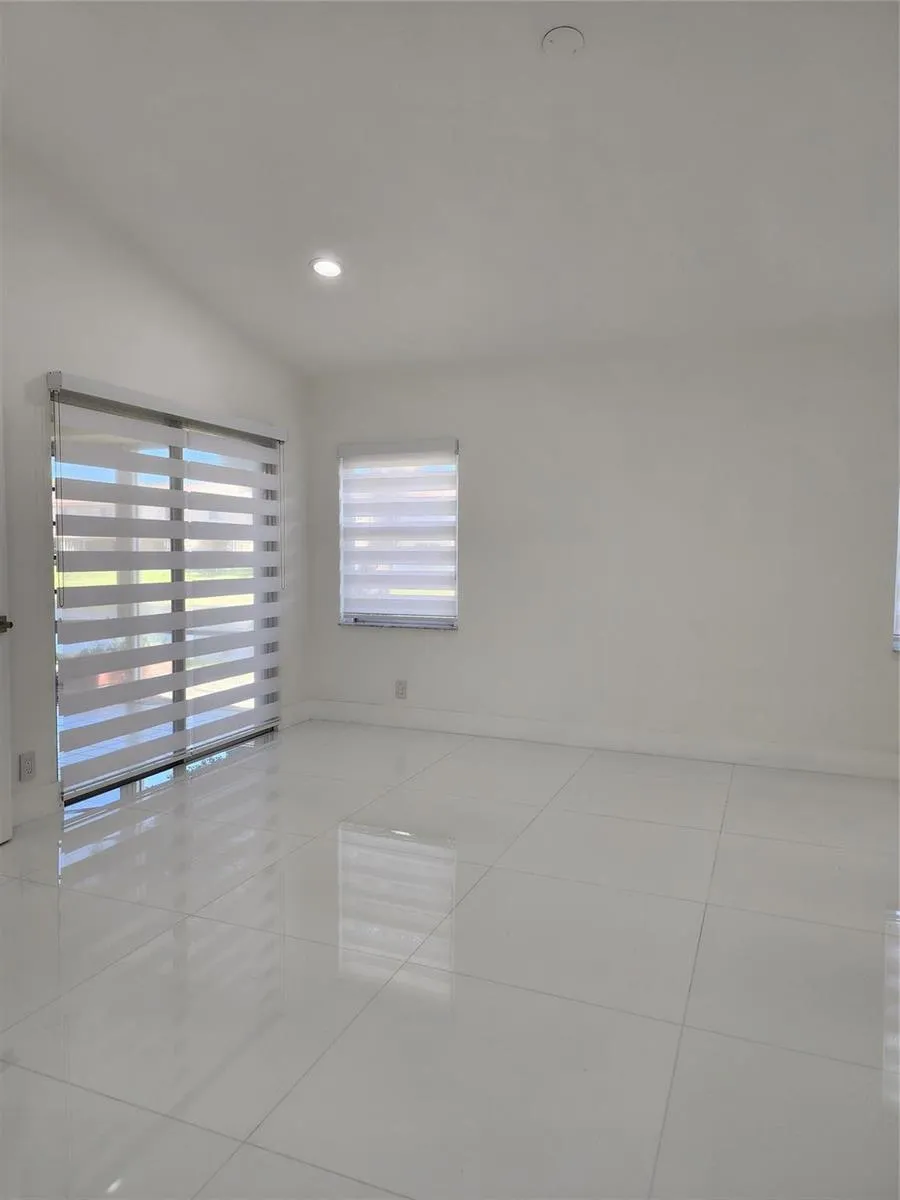 9020 NW 60TH STREET Tamarac, FL 33321