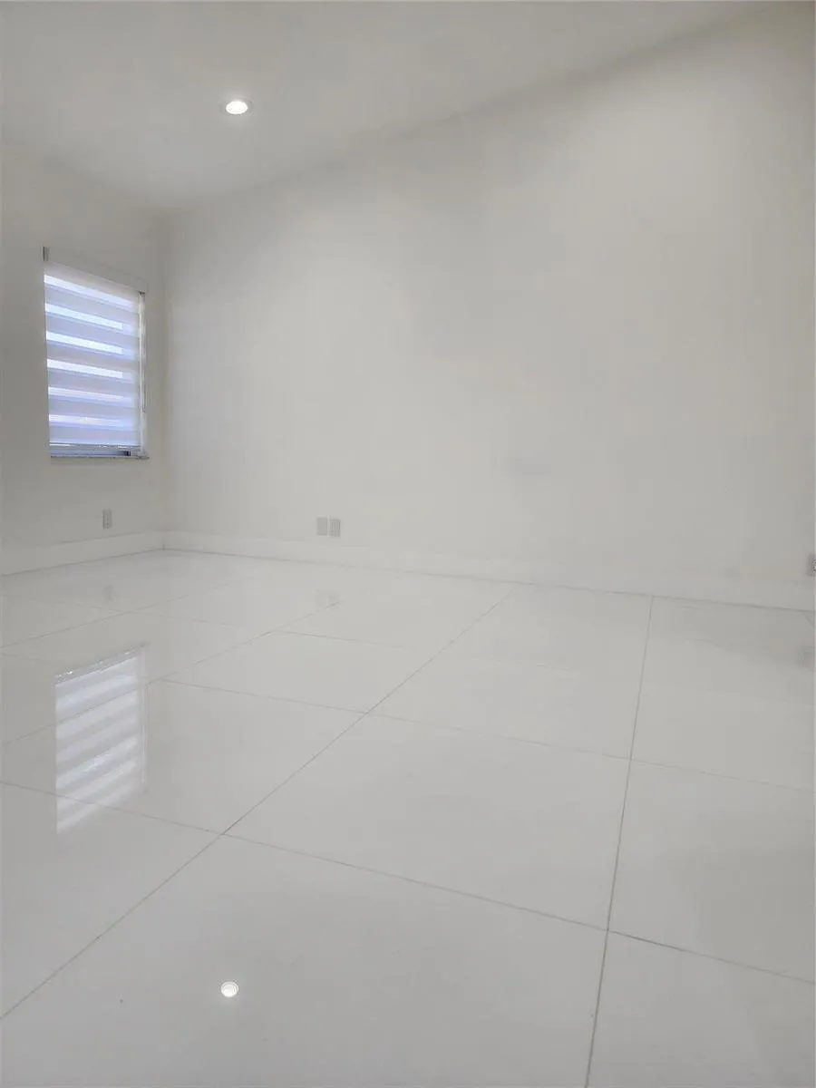 9020 NW 60TH STREET Tamarac, FL 33321