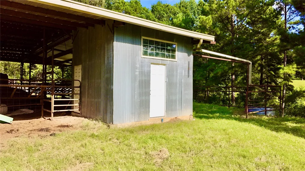 England Ln Coldspring, TX 77331