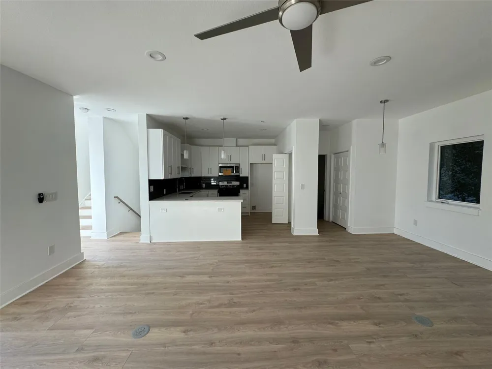 715 Ogden Street #103 San Antonio, TX 78212