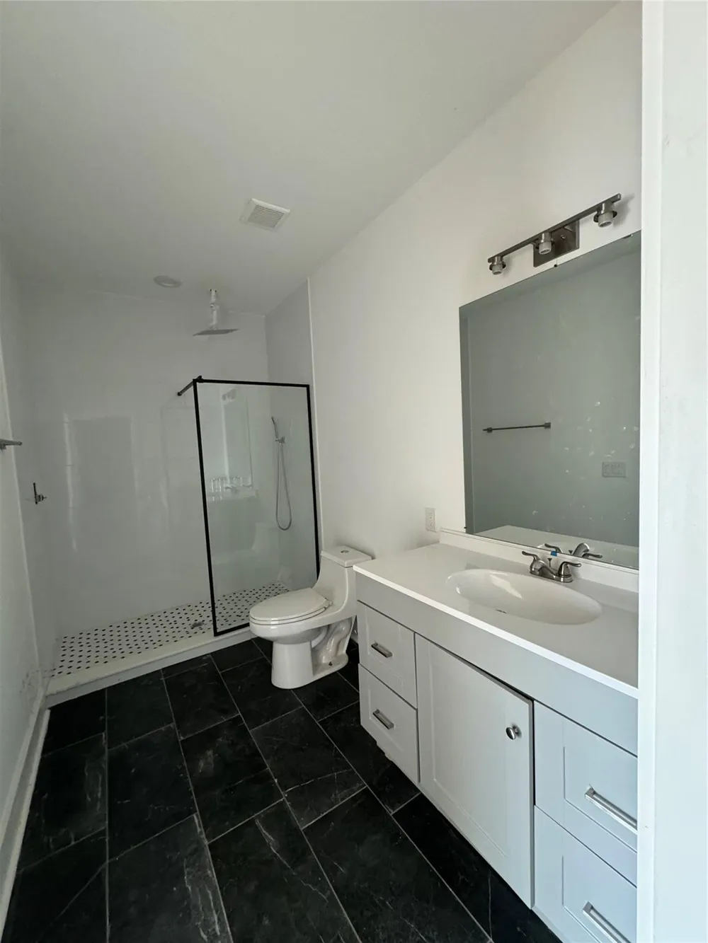 715 Ogden Street #103 San Antonio, TX 78212