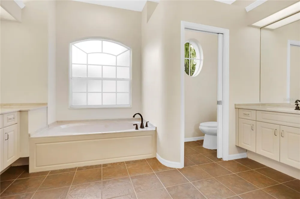 8018 WATERVIEW BOULEVARD Bradenton, FL 34202