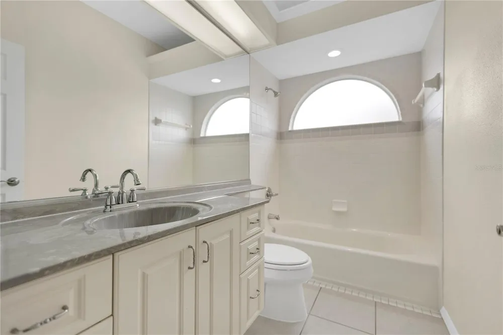 8018 WATERVIEW BOULEVARD Bradenton, FL 34202