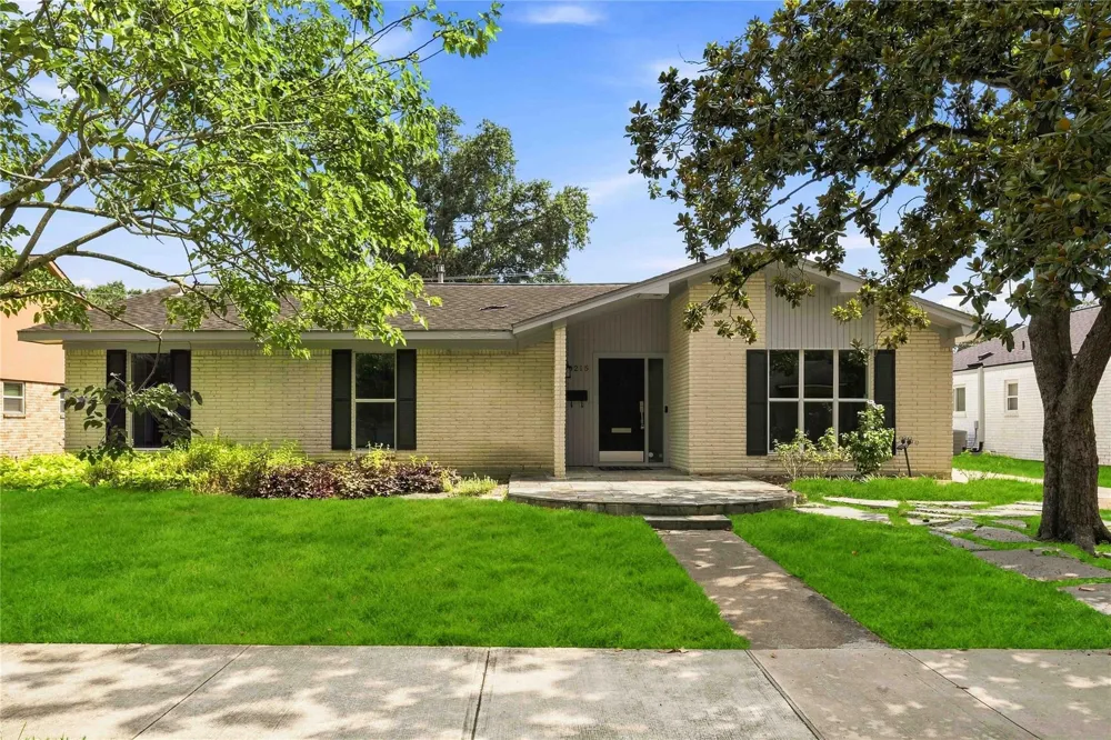 6215 Queensloch Drive Houston, TX 77096