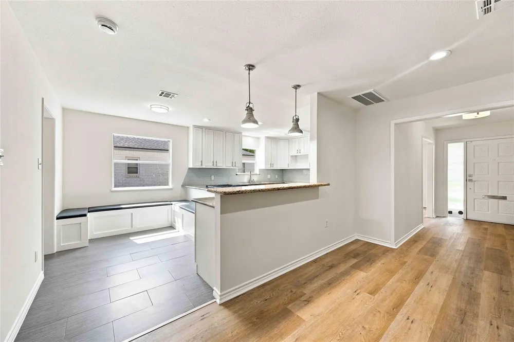 6215 Queensloch Drive Houston, TX 77096