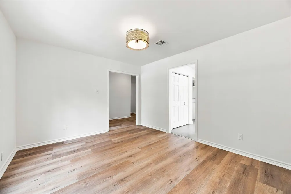 6215 Queensloch Drive Houston, TX 77096