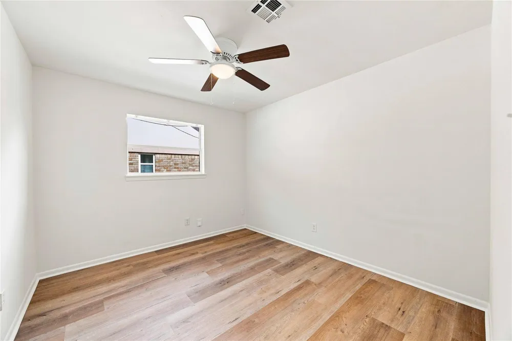 6215 Queensloch Drive Houston, TX 77096