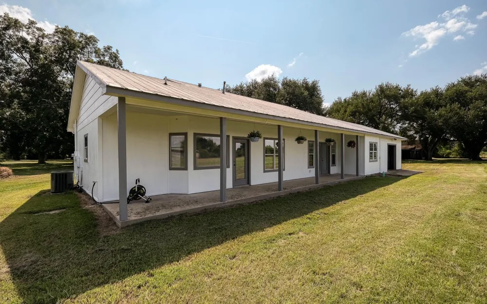 20515 Kickapoo Road Waller, TX 77484
