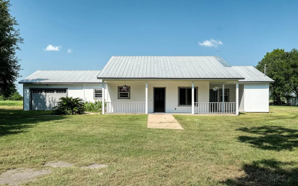 20515 Kickapoo Road Waller, TX 77484