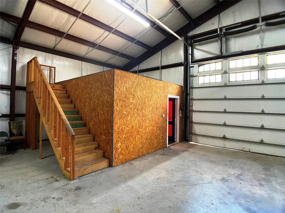 20515 Kickapoo Road Waller, TX 77484