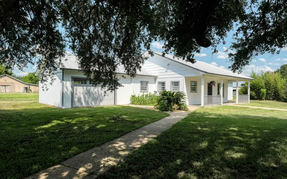 20515 Kickapoo Road Waller, TX 77484
