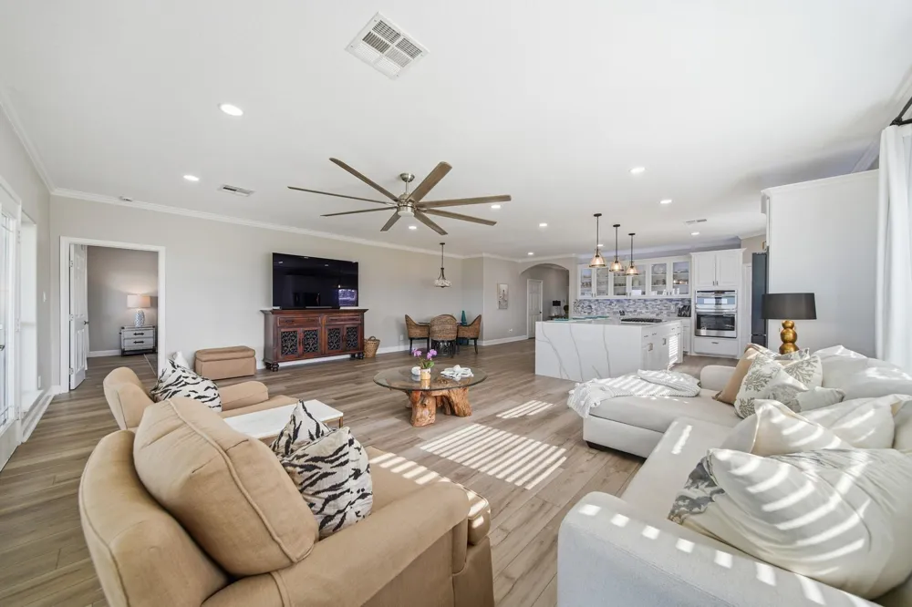 2534 Cliff Drive San Leon, TX 77539