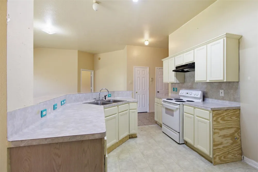 15738 Boonridge Road Houston, TX 77053