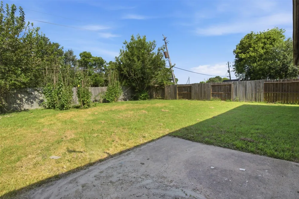 15738 Boonridge Road Houston, TX 77053
